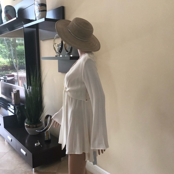 Flynn Skye Beige Dress (Mini) - Picture 9 of 10